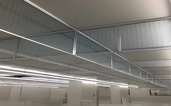 民乐玻璃挡烟垂壁