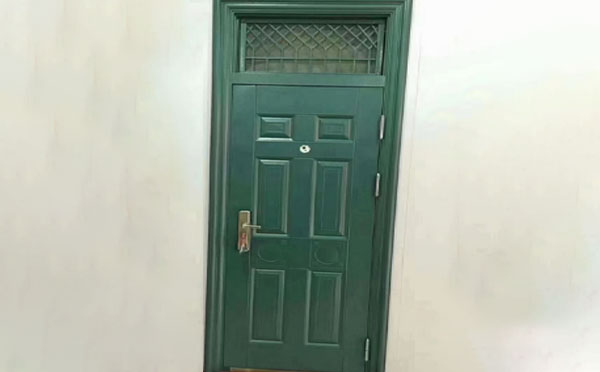 民乐学校教室门 民乐学校教室门