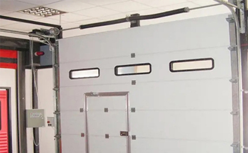 民乐工业提升门的安装方法