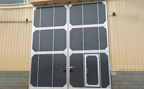 厂房民乐工业门选择与维护全解析：提升效率与安全的关键要素